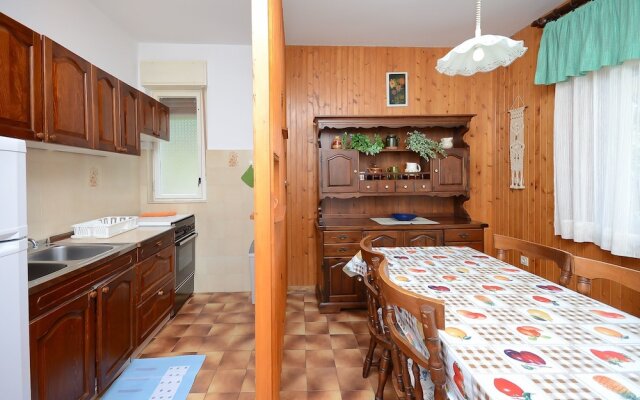 Apartments Mladen