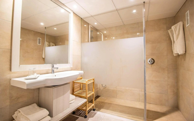 Eix Lagotel Holiday Resort