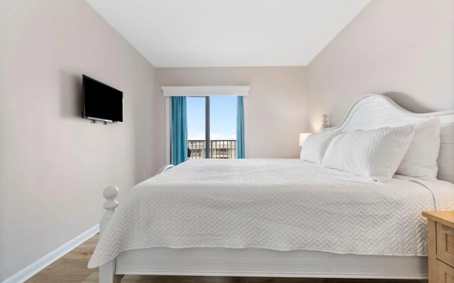 Royal Gulf Beach & Racquet Club 5313