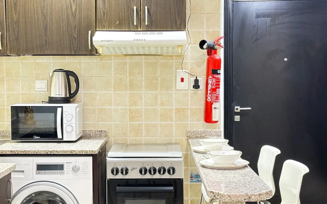 Amazing Studio Sky View in Dubai Marina