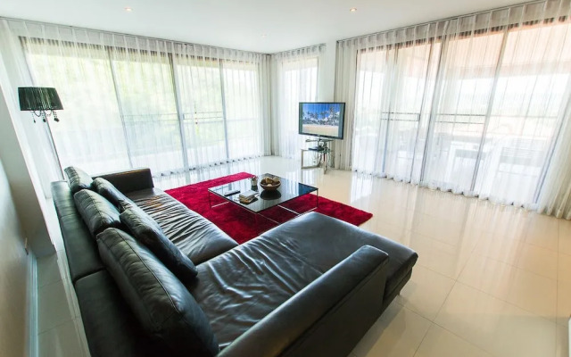 Luxury Seaview Pool Villa at Chalong