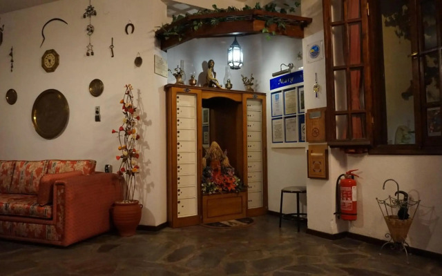 Hotel Mary