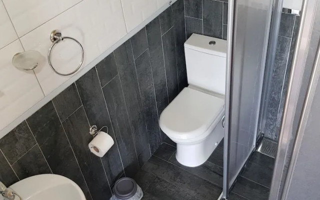 Adesa Bungalow Hotel