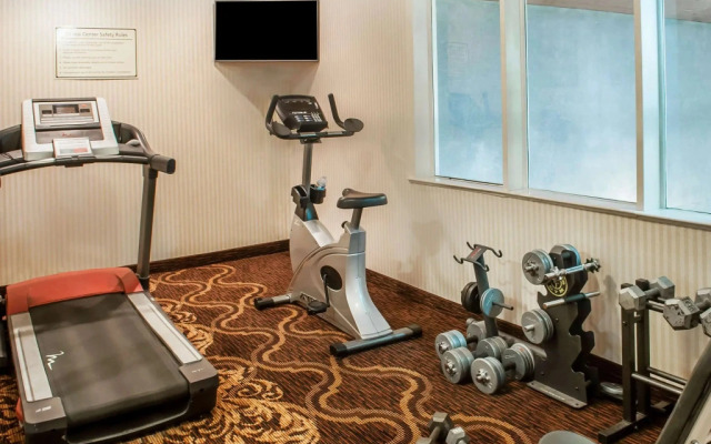 Holiday Inn Express Grants