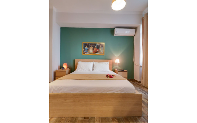 Ermou Fashion Suites