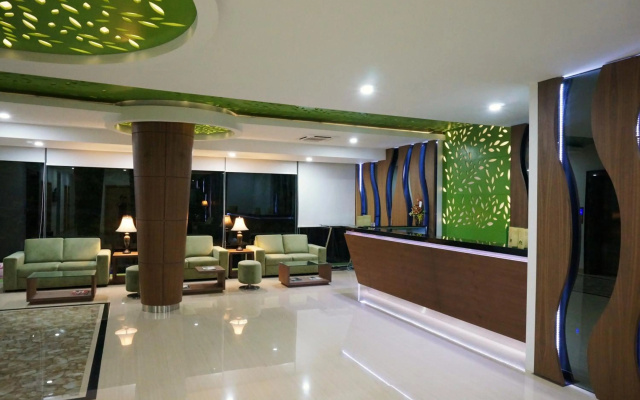 Green Eden Hotel – Lobby – Manado