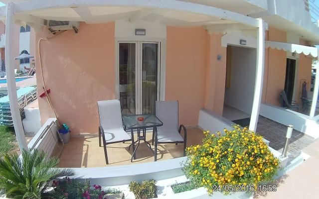 Sirena Apartments