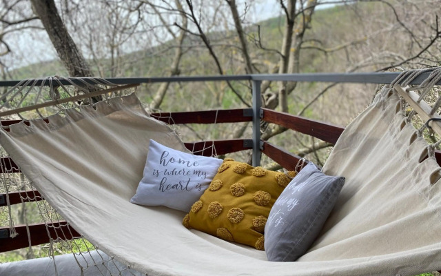 “Bear Hill” Apartments