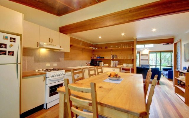 Planula Bed & Breakfast Retreat