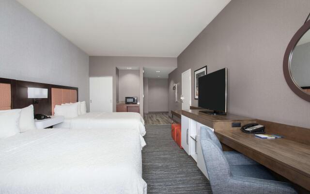 Hampton Inn & Suites Denver-Downtown