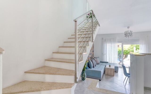 Modern Holiday Home in Umag With Private Whirlpool
