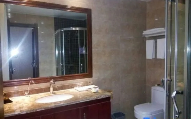 Starway Hotel Kunming Dianchi Aegean