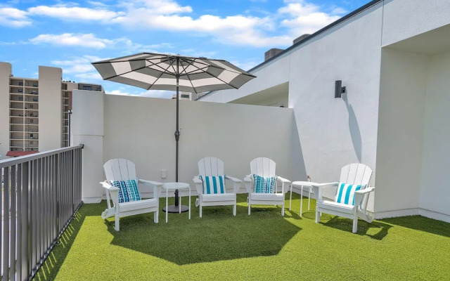 Azul Townhomes B3
