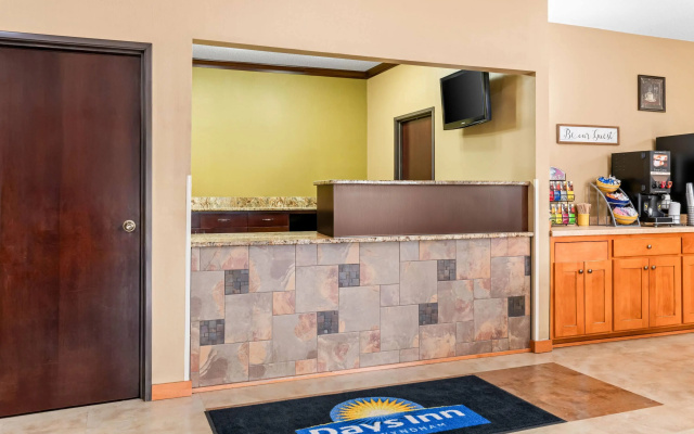 Days Inn by Wyndham Grand Forks Columbia Mall