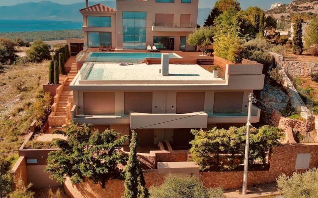 Seaview Peninsula Villa