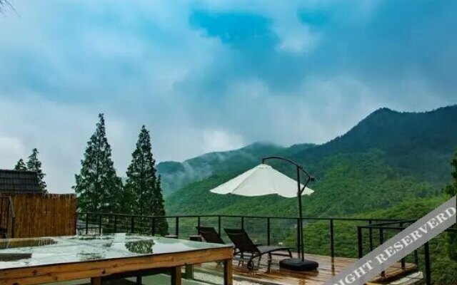 Shan Po Shang Hot Spring Resort