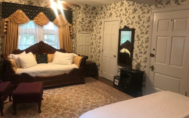 The Gables Bed and Breakfast Philadelphia