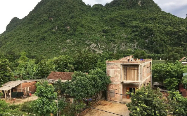 Phong Nha Rustic Home