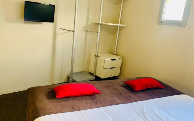 Standing Hotel Suites