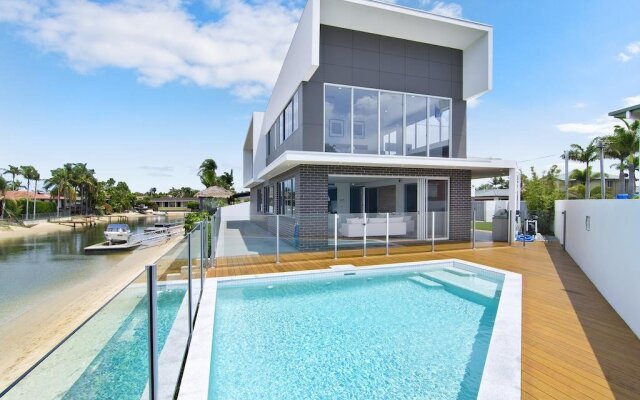 Qube Broadbeach