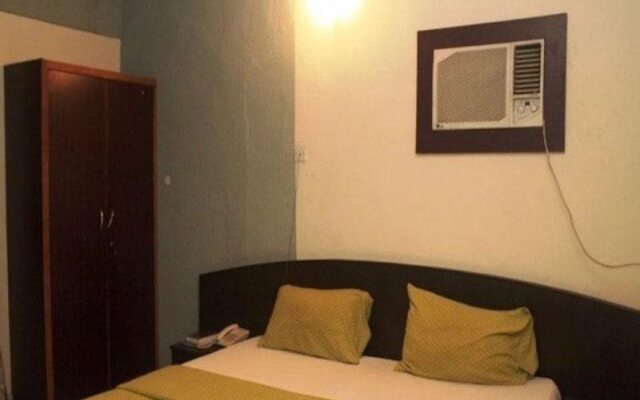 Halima Suites