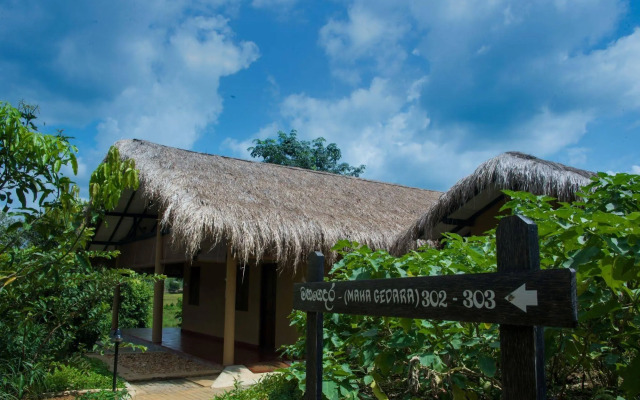 Lake Serenity Boutique Hotel