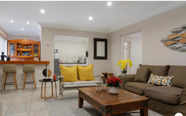 Rueby’s Apartment 101