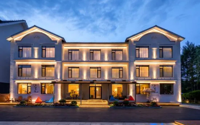Small Courtyard Inn (Changbai Mountain North Slope Distribution Center Store) – Exterior – Yanbian