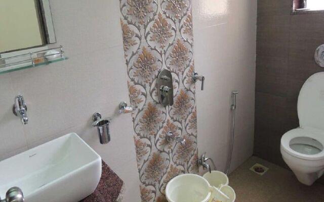 Room Maangta 125 - Kalyan East