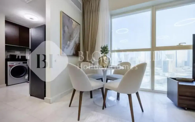 2202 Bloomfileds Modern STU Marina Heigh