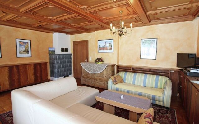 Cozy Villa near Ski Lift in Fügen