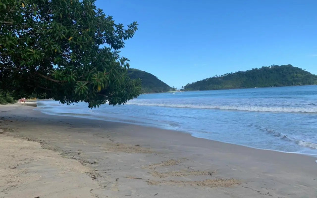 Apartamento completo p temporada Ubatuba