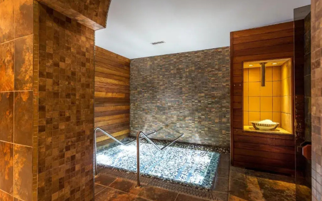 Thracian Cliffs Owners Apartments