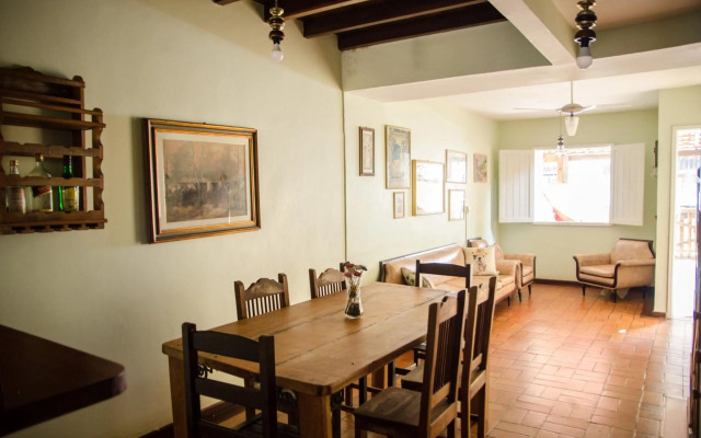 Casa em Paraty, excelente localização! 10 pessoas