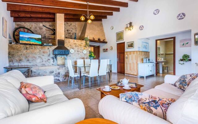 Villa - 3 Bedrooms with Pool and WiFi - 108764