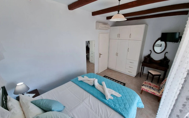 Villa Forestata Apartments & Studios