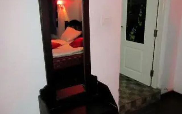 18 Degrees Homestay
