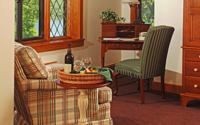 Punderson Manor Lodge and Conference Center