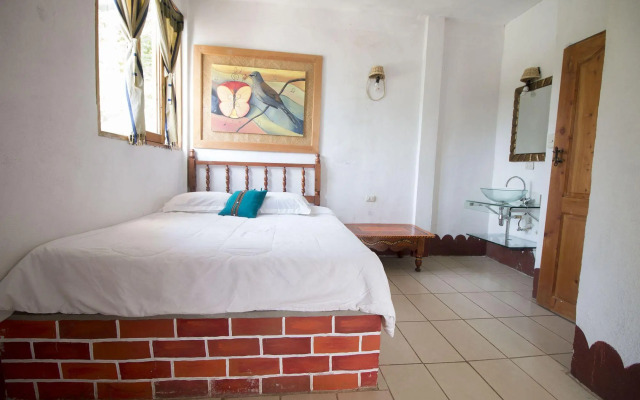 Eco Hotel Uxlabil Atitlan