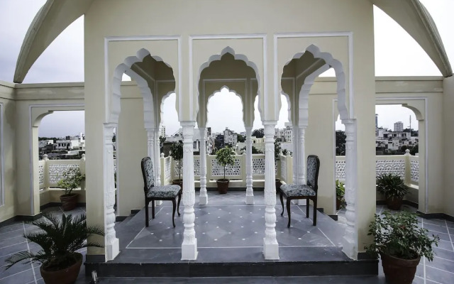 OYO 18308 Kishanpur Haveli