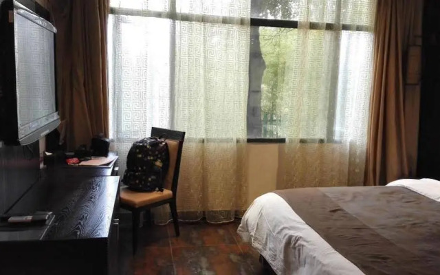 Wudangshan Jianguo Nanyan Lodge