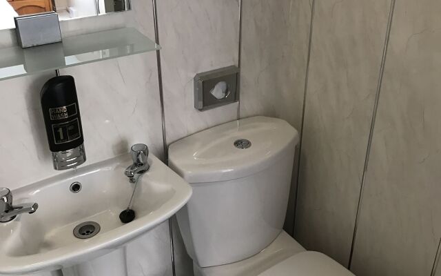 Queens Plaza Hotel