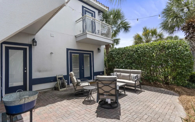 Sea La Vie in Miramar Beach