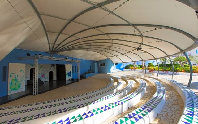 Costanza Charme Club
