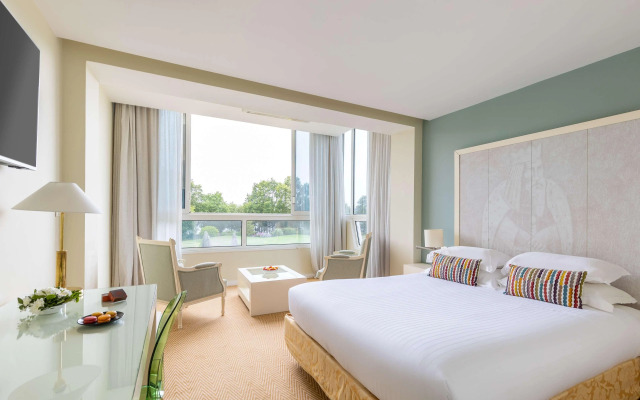 Best Western Plus Le Roi Arthur Hotel et Spa