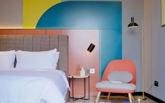 YEZE Hotel