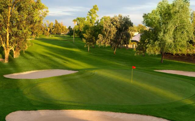 Crowne Plaza Phoenix - Chandler Golf Resort, an IHG Hotel