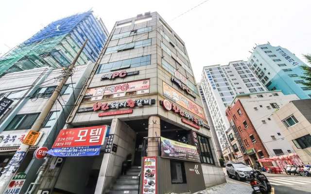 Busan Nampodong Chowon Park