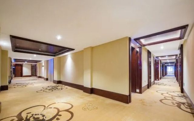 Shangri-La Anxin Tangchen Hotel