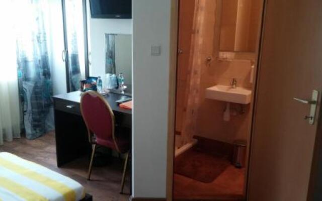 Rooms DU-NA